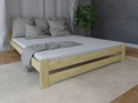 Solidne łóżko z materacem do sypialni drewniane